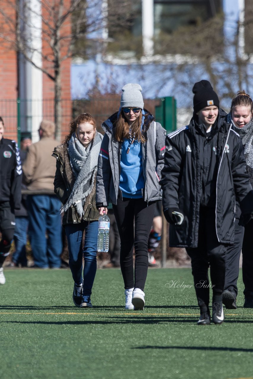 Bild 91 - B-Juniorinnen Halbfinale SVHU - Holstein Kiel : Ergebnis: 3:0